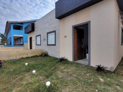 Casa à venda com 54m², 2 quartos, 1 suíte, 1 vaga no bairro Jardim Beira Mar em Capão da Canoa - Foto 2