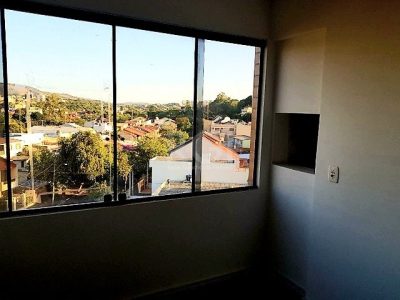 Apartamento à venda com 80m², 3 quartos, 1 suíte, 2 vagas no bairro Jardim Itu em Porto Alegre - Foto 3