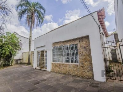 Casa à venda com 250m², 4 quartos, 1 suíte, 8 vagas no bairro Passo d'Areia em Porto Alegre - Foto 25