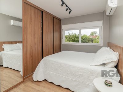 Apartamento à venda com 76m², 3 quartos, 1 suíte, 2 vagas no bairro Navegantes em Porto Alegre - Foto 12