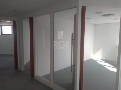 Conjunto/Sala à venda com 654m², 12 vagas no bairro Cidade Baixa em Porto Alegre - Foto 2