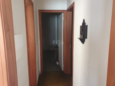 Casa à venda com 100m², 3 quartos, 1 vaga no bairro Navegantes em Porto Alegre - Foto 11