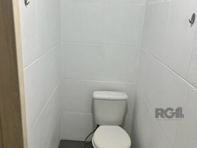 Casa à venda com 234m², 4 quartos, 1 vaga no bairro Petrópolis em Porto Alegre - Foto 8