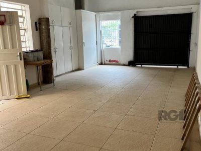 Casa à venda com 234m², 4 quartos, 1 vaga no bairro Petrópolis em Porto Alegre - Foto 6