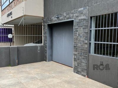 Casa à venda com 234m², 4 quartos, 1 vaga no bairro Petrópolis em Porto Alegre - Foto 19