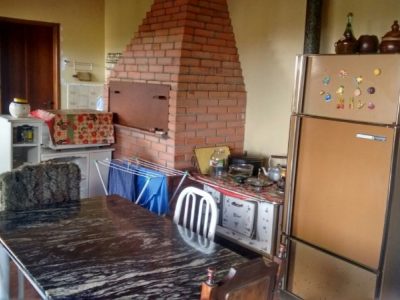 Casa à venda com 320m², 3 quartos, 1 suíte, 4 vagas no bairro Cristal em Porto Alegre - Foto 16