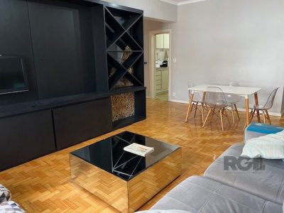 Apartamento à venda com 112m², 3 quartos, 1 vaga no bairro Rio Branco em Porto Alegre - Foto 2