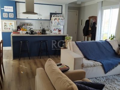 Apartamento à venda com 83m², 3 quartos, 1 suíte, 2 vagas no bairro Rio Branco em Porto Alegre - Foto 3