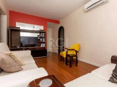 Apartamento à venda com 97m², 3 quartos, 1 suíte, 1 vaga no bairro Petrópolis em Porto Alegre - Foto 3