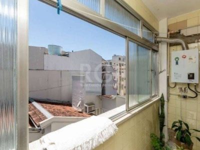 Apartamento à venda com 97m², 3 quartos, 1 suíte, 1 vaga no bairro Petrópolis em Porto Alegre - Foto 18