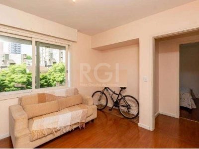 Apartamento à venda com 97m², 3 quartos, 1 suíte, 1 vaga no bairro Petrópolis em Porto Alegre - Foto 10