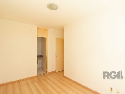 Apartamento à venda com 78m², 2 quartos, 1 suíte, 1 vaga no bairro Tristeza em Porto Alegre - Foto 7