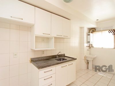 Apartamento à venda com 78m², 2 quartos, 1 suíte, 1 vaga no bairro Tristeza em Porto Alegre - Foto 18