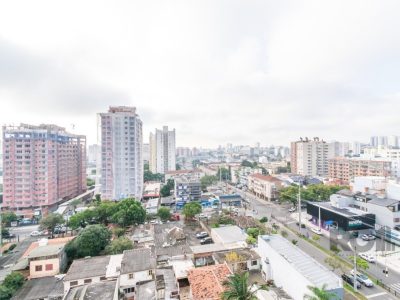 Apartamento à venda com 72m², 2 quartos, 1 suíte, 2 vagas no bairro Passo d'Areia em Porto Alegre - Foto 16