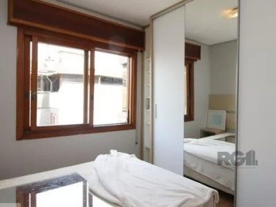 Apartamento à venda com 92m², 2 quartos, 1 suíte, 1 vaga no bairro Mont Serrat em Porto Alegre - Foto 15