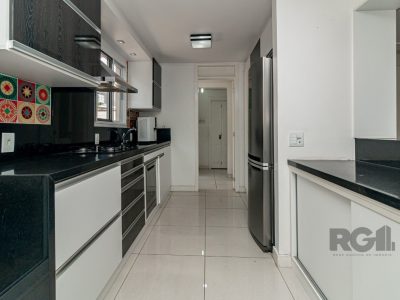 Casa Condominio à venda com 207m², 3 quartos, 1 suíte, 1 vaga no bairro São Sebastião em Porto Alegre - Foto 11