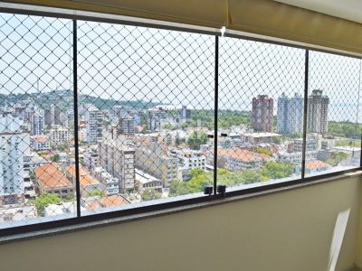 Apartamento à venda com 206m², 3 quartos, 1 suíte, 3 vagas no bairro Menino Deus em Porto Alegre - Foto 23