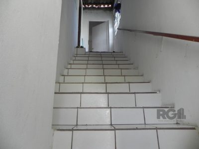 Casa à venda com 259m², 7 quartos, 1 vaga no bairro Glória em Porto Alegre - Foto 18