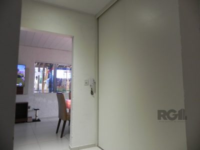 Casa à venda com 259m², 7 quartos, 1 vaga no bairro Glória em Porto Alegre - Foto 23