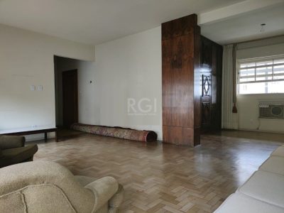 Apartamento à venda com 155m², 3 quartos, 1 suíte, 1 vaga no bairro Independência em Porto Alegre - Foto 3