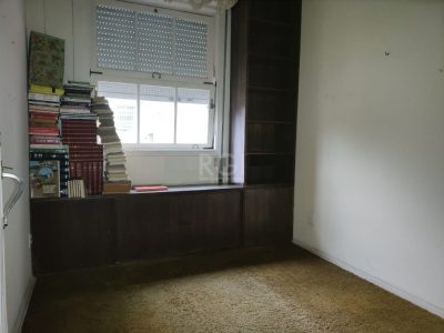 Apartamento à venda com 155m², 3 quartos, 1 suíte, 1 vaga no bairro Independência em Porto Alegre - Foto 9