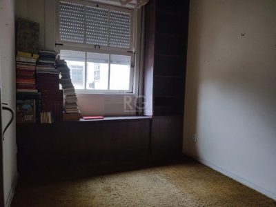 Apartamento à venda com 155m², 3 quartos, 1 suíte, 1 vaga no bairro Independência em Porto Alegre - Foto 13