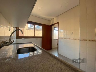 Cobertura à venda com 225m², 2 quartos, 1 suíte, 2 vagas no bairro Petrópolis em Porto Alegre - Foto 11