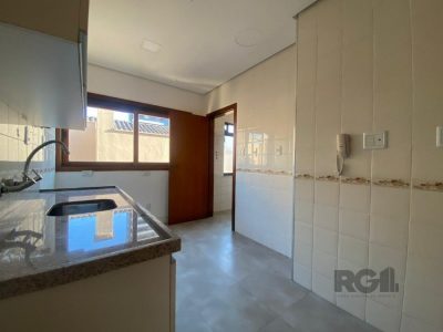 Cobertura à venda com 225m², 2 quartos, 1 suíte, 2 vagas no bairro Petrópolis em Porto Alegre - Foto 12