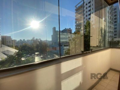 Cobertura à venda com 225m², 2 quartos, 1 suíte, 2 vagas no bairro Petrópolis em Porto Alegre - Foto 31