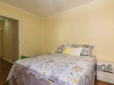 Apartamento à venda com 86m², 3 quartos, 1 vaga no bairro Petrópolis em Porto Alegre - Foto 5