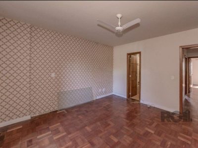 Apartamento à venda com 131m², 3 quartos, 1 suíte, 1 vaga no bairro Bela Vista em Porto Alegre - Foto 4