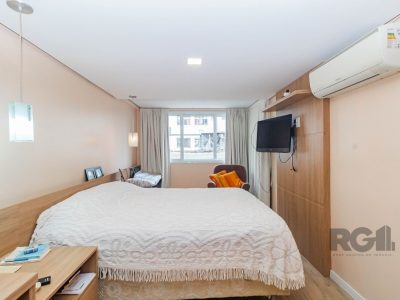 Apartamento à venda com 89m², 2 quartos, 1 suíte, 1 vaga no bairro Menino Deus em Porto Alegre - Foto 19