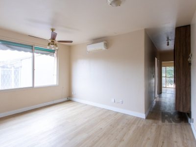 Apartamento à venda com 74m², 2 quartos, 1 vaga no bairro Cristal em Porto Alegre - Foto 3