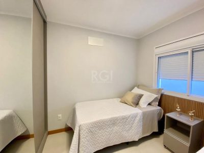 Apartamento à venda com 117m², 2 quartos, 1 suíte, 1 vaga no bairro Zona Nova em Capão da Canoa - Foto 11