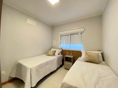 Apartamento à venda com 117m², 2 quartos, 1 suíte, 1 vaga no bairro Zona Nova em Capão da Canoa - Foto 14