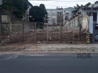 Casa à venda com 250m² no bairro Cristal em Porto Alegre - Foto 3