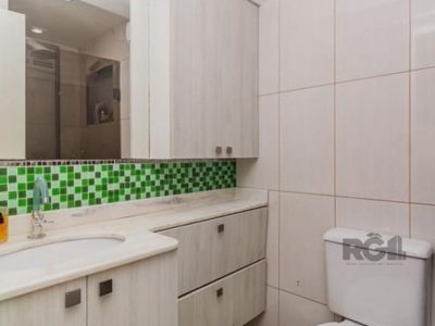 Apartamento à venda com 65m², 3 quartos, 1 suíte, 1 vaga no bairro Vila Ipiranga em Porto Alegre - Foto 16