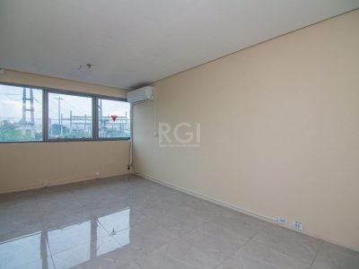 Conjunto/Sala à venda com 46m² no bairro São Sebastião em Porto Alegre - Foto 15