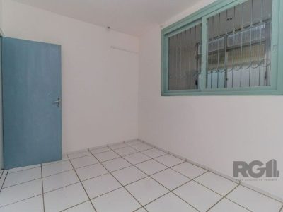 Casa à venda com 189m², 4 quartos, 5 vagas no bairro São Sebastião em Porto Alegre - Foto 9