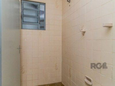 Casa à venda com 189m², 4 quartos, 5 vagas no bairro São Sebastião em Porto Alegre - Foto 11