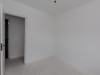 Apartamento à venda com 76m², 3 quartos, 1 suíte, 1 vaga no bairro Navegantes em Porto Alegre - Foto 21