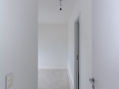 Apartamento à venda com 76m², 3 quartos, 1 suíte, 1 vaga no bairro Navegantes em Porto Alegre - Foto 32