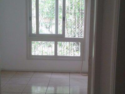 Apartamento à venda com 72m², 2 quartos, 1 vaga no bairro Petrópolis em Porto Alegre - Foto 4