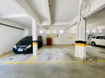 Apartamento à venda com 100m², 3 quartos, 1 vaga no bairro Petrópolis em Porto Alegre - Foto 30