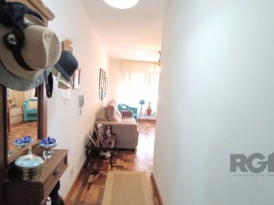 Apartamento à venda com 74m², 3 quartos no bairro Vila Ipiranga em Porto Alegre - Foto 4