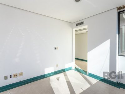 Conjunto/Sala à venda com 234m² no bairro Menino Deus em Porto Alegre - Foto 19