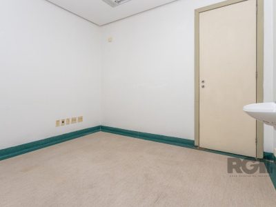 Conjunto/Sala à venda com 234m² no bairro Menino Deus em Porto Alegre - Foto 24