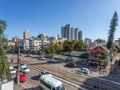 Conjunto/Sala à venda com 234m² no bairro Menino Deus em Porto Alegre - Foto 27