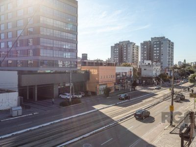 Conjunto/Sala à venda com 234m² no bairro Menino Deus em Porto Alegre - Foto 29