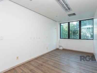 Conjunto/Sala à venda com 234m² no bairro Menino Deus em Porto Alegre - Foto 34